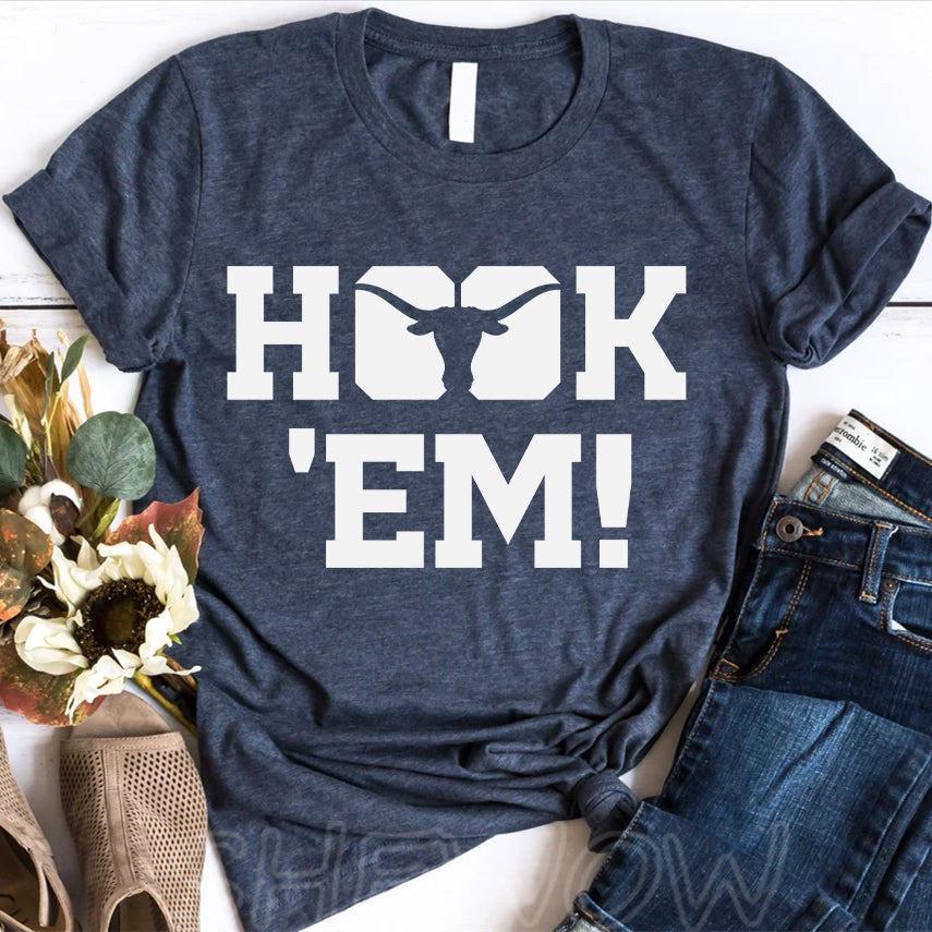 Hook 'EM T-shirt