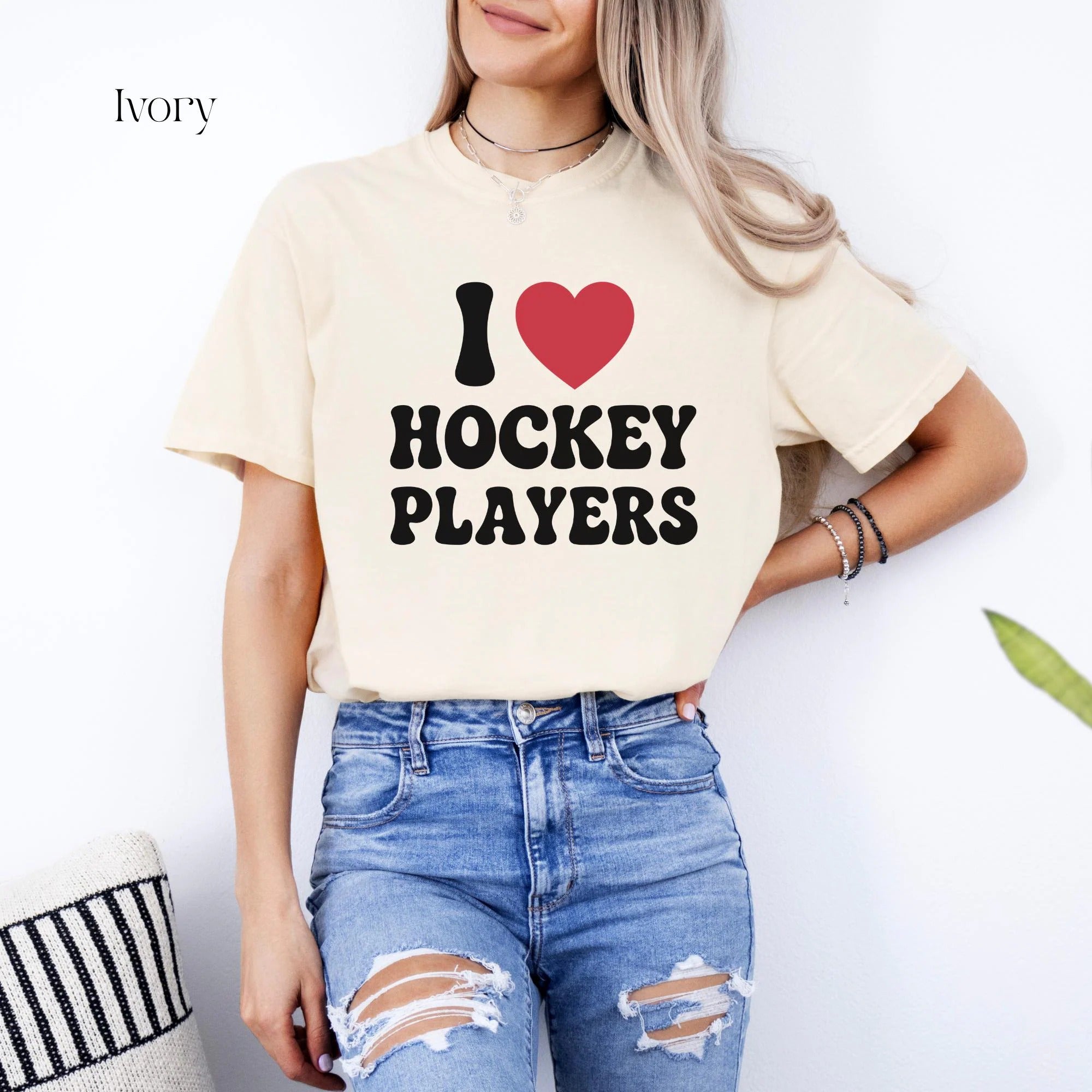 Comfort Colors I Love Hockey Players T-shirt