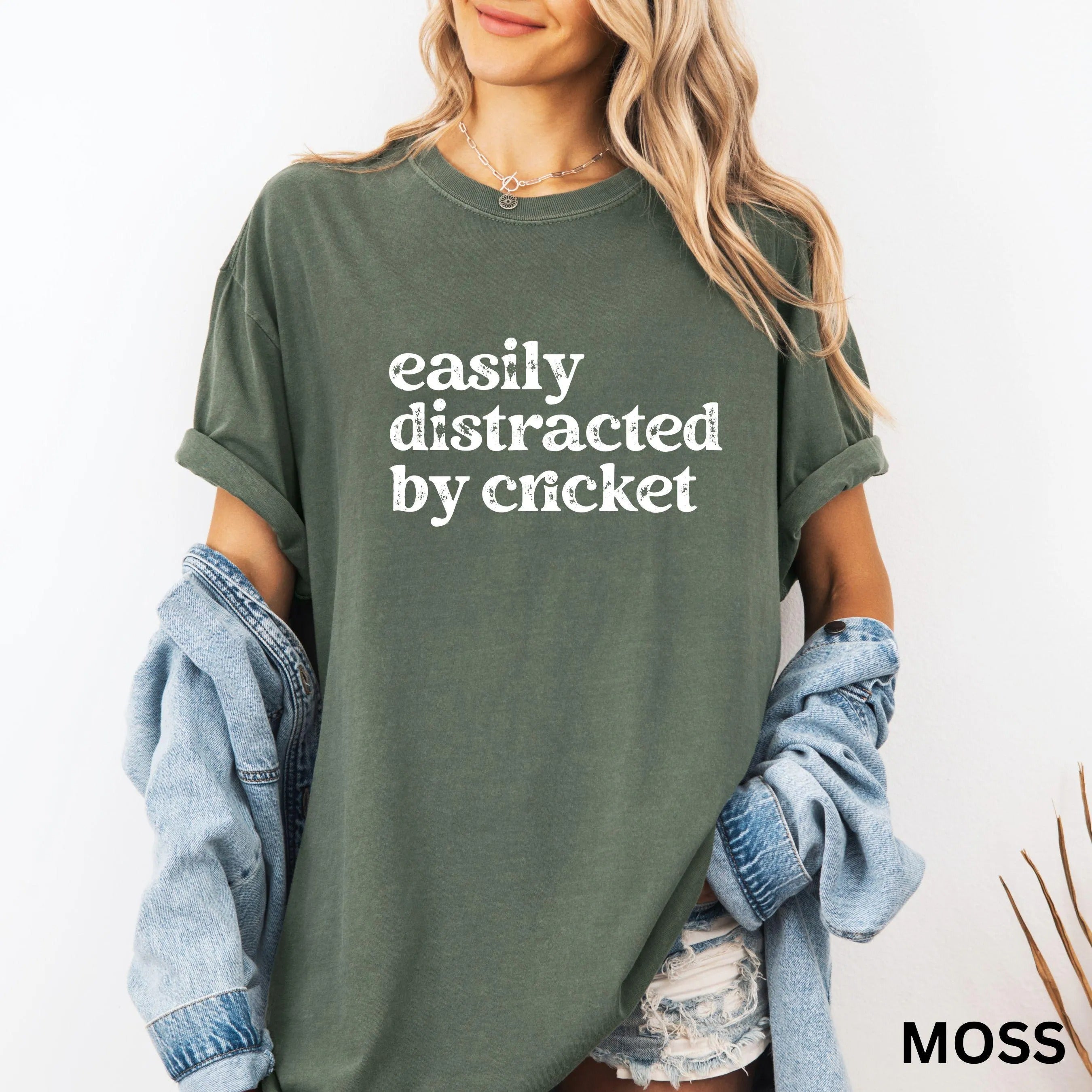 Comfort Colors Easily distracted by cricket T-shirt