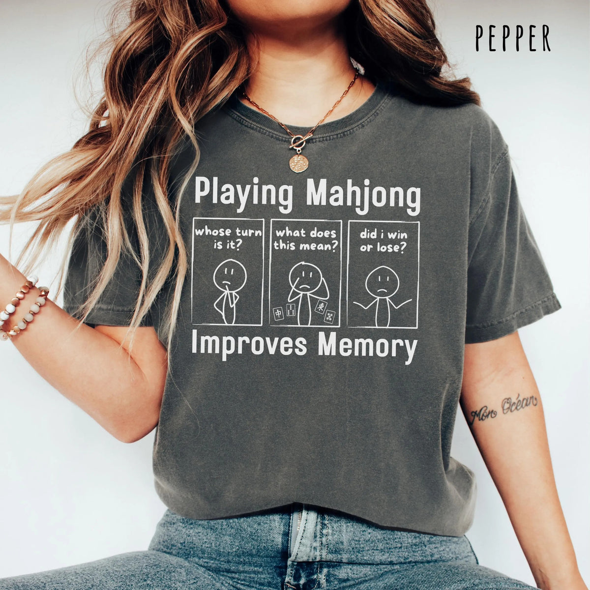 Comfort ColorsPlaying Mahjong Improves Memory Tshirt/sweatshirt