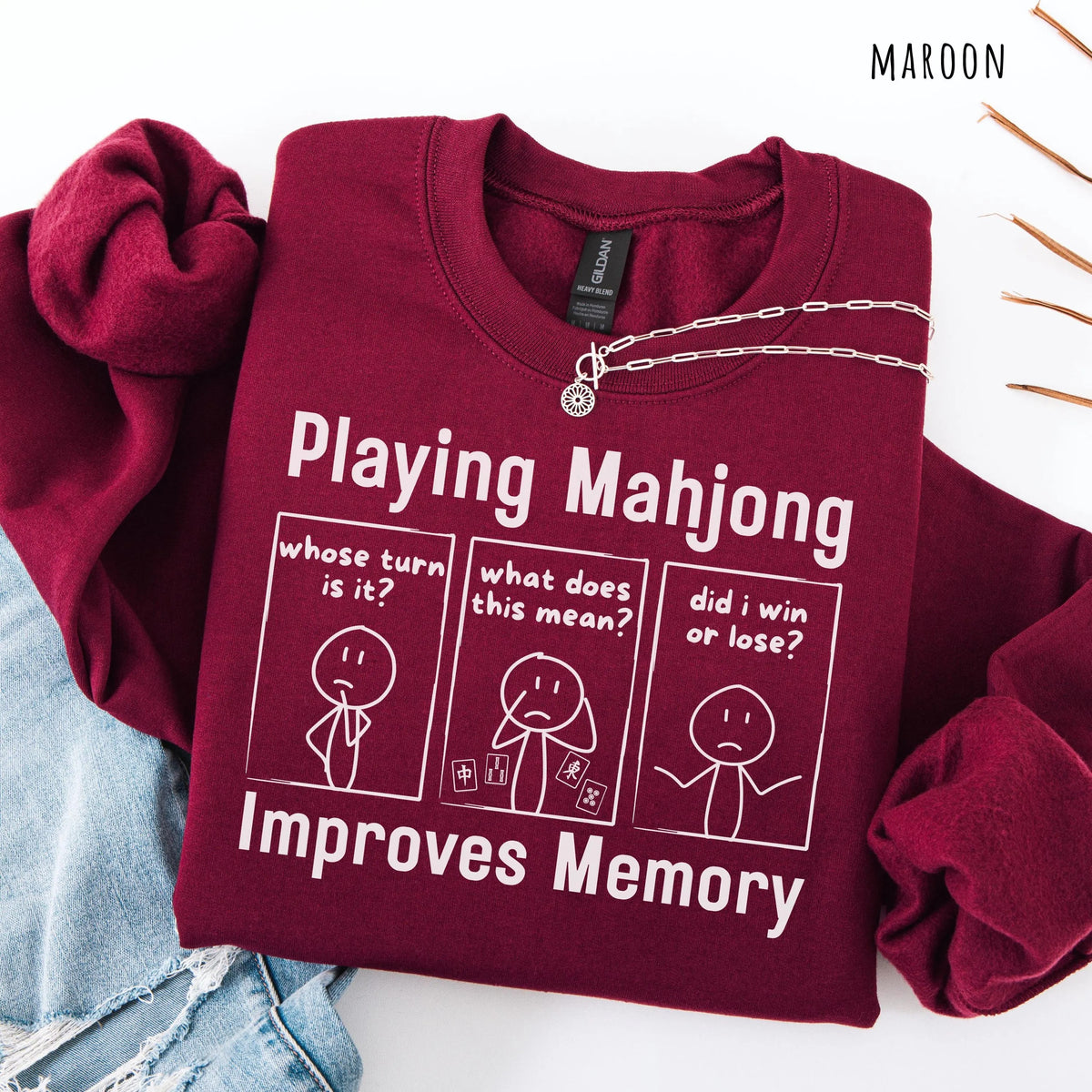 Comfort ColorsPlaying Mahjong Improves Memory Tshirt/sweatshirt