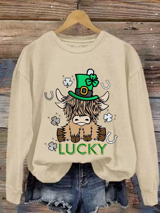 Eagerlys Women's St. Patricks Day Lucky Highland Cow Print Sweatshirt