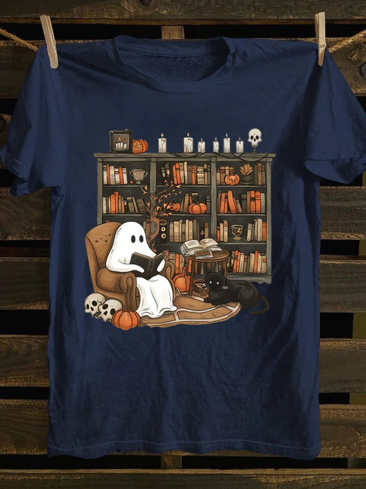 Retro Ghost Reading Books ，Librarian Ghost T-Shirt