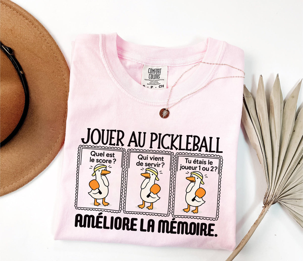 JOUER AU PICKLEBALL AMÉLIORE LA MÉMOIRE. T-shirt