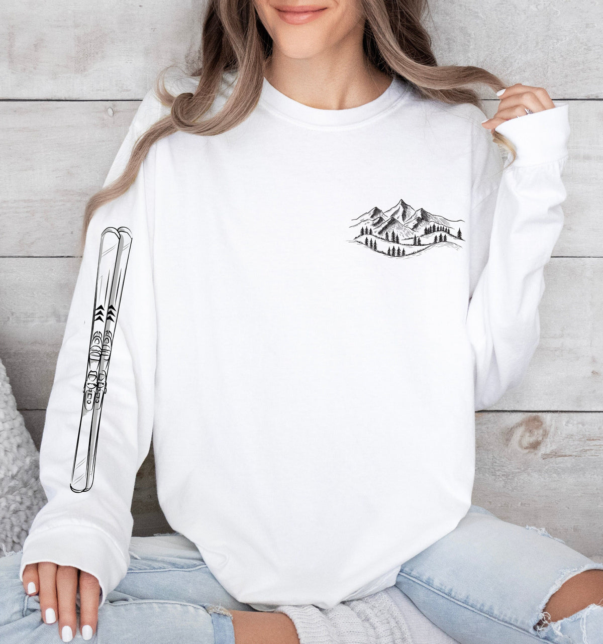 Outdoorsy Lover Prays for Snow，Skiing Sweatshirt