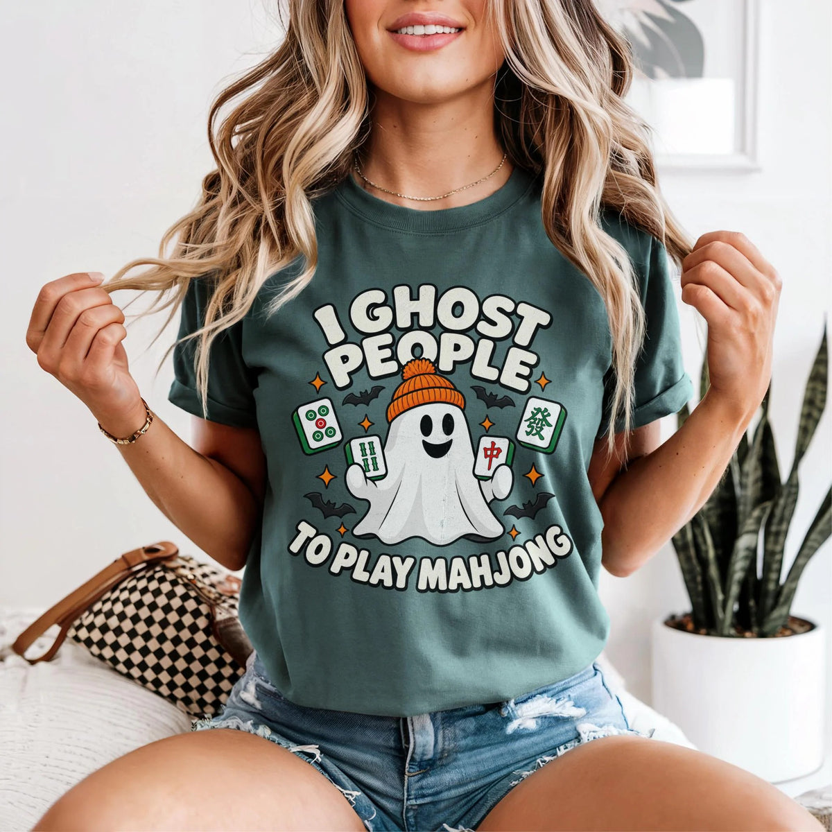 I Ghost People to Play Mahjong，Comfort Colors Ghost Mahjong Halloween T-Shirt