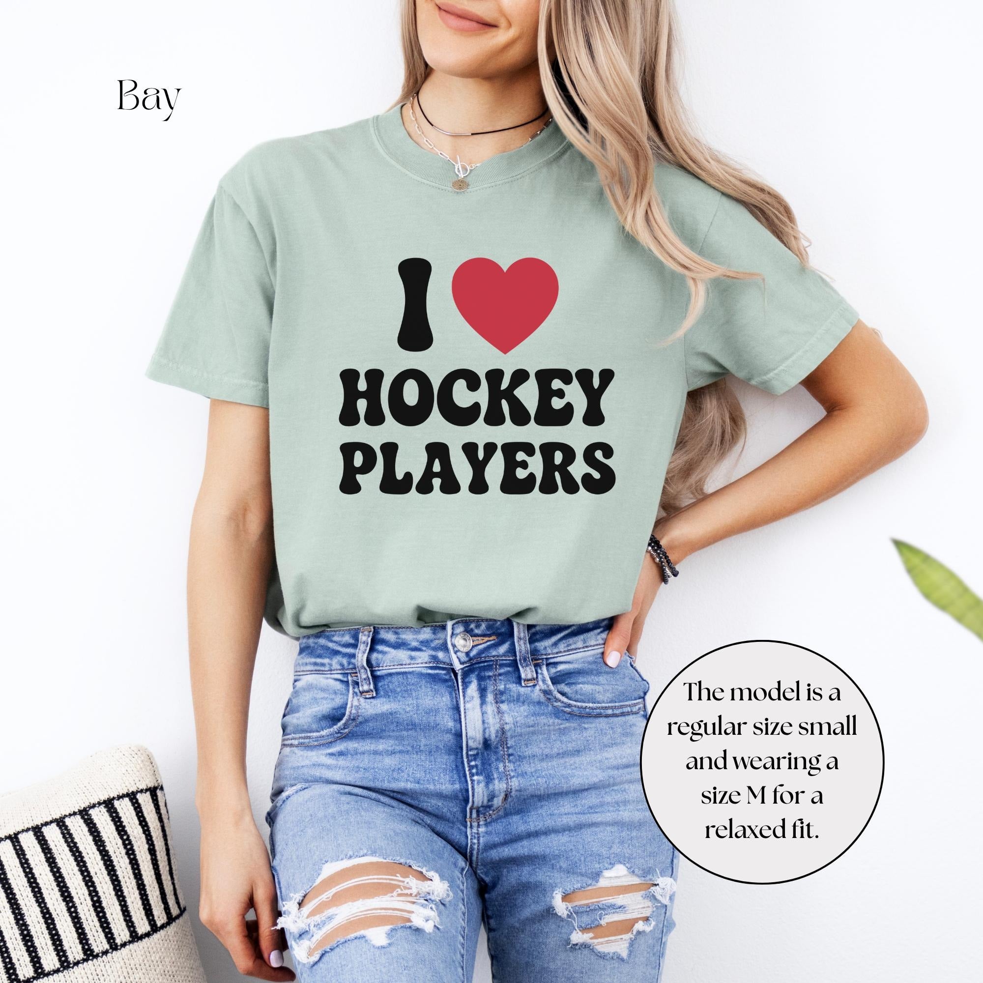 Comfort Colors I Love Hockey Players T-shirt