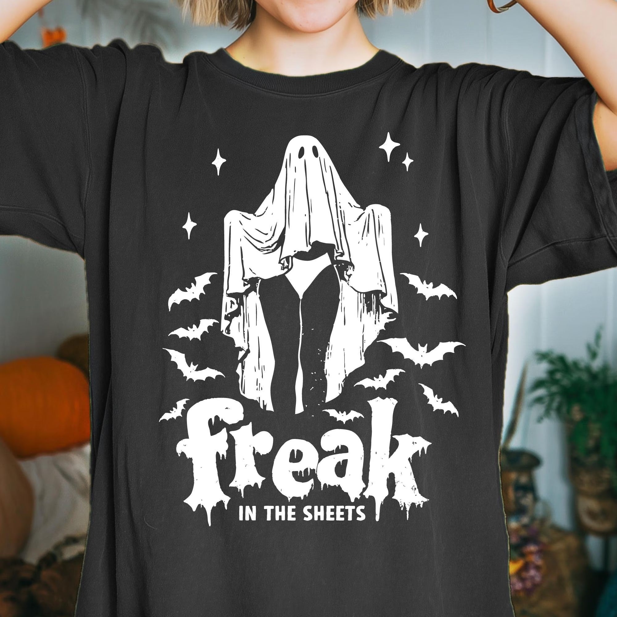 Funny Halloween sheet ghost  Unisex T-Shirt
