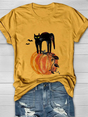 Cat On Pumpkin T-shirt